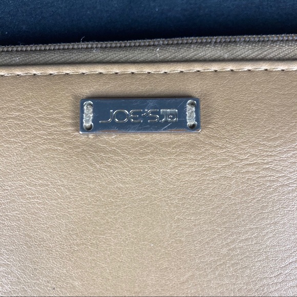 Joes jeans faux leather zip around wristlet - Picture 6 of 10